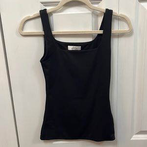 Aritzia Babaton Contour Tank Hip in Black